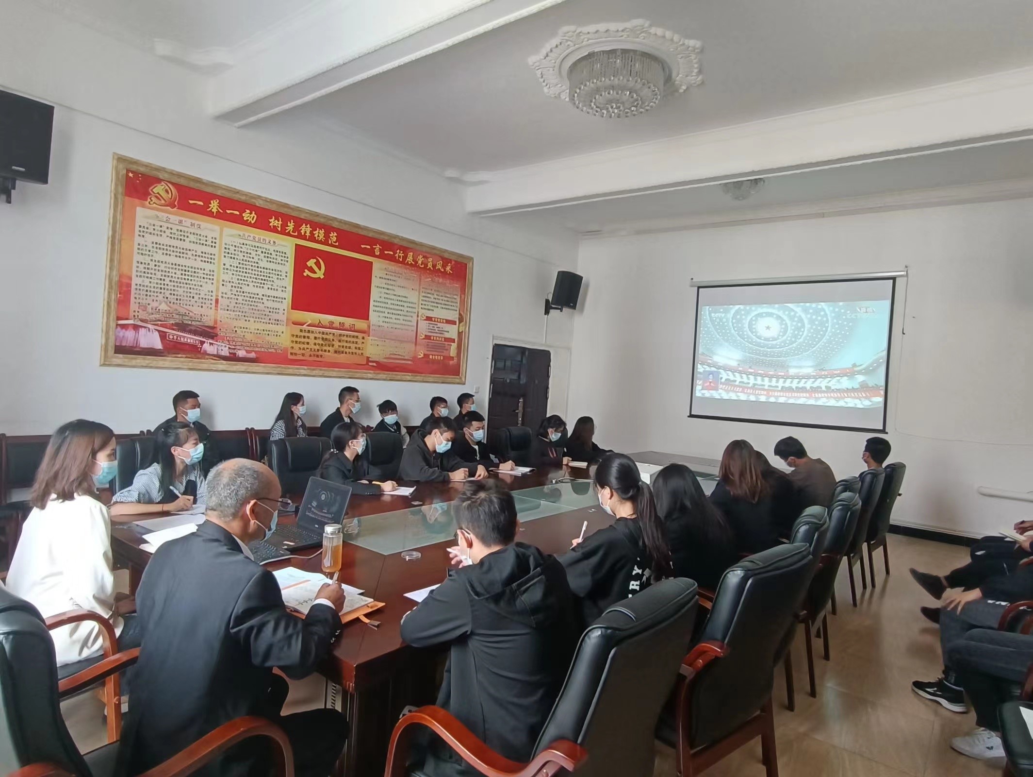 党的二十大胜利召开在乌江学院引发热烈反响（一）